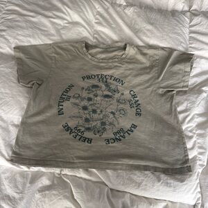 Women's Graphic Crop Top in Gray